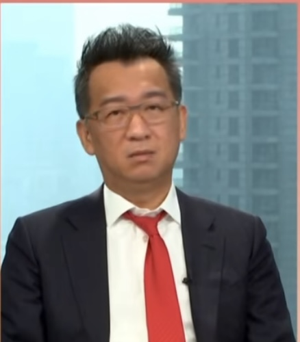 学习：特朗普上台前的风险评估